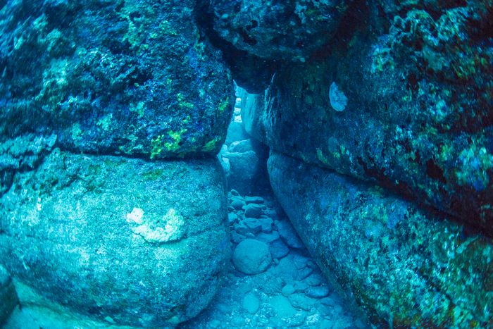 与那国海底遺跡　城門