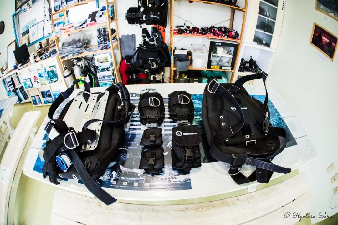 Apeks(エイペックス)正規販売店 - テクニカルダイビング器材
https://worlddiving.jp/
#ワールドダイビング #worlddiving #沖縄ダイビング  #沖縄ダイビングライセンス #テクニカルダイビング #バックフロート #TDI #ホリゾンタルトリム #technicaldiving #恩納村ダイビング #ダイビング #ダイビング器材 #apeks #BCD