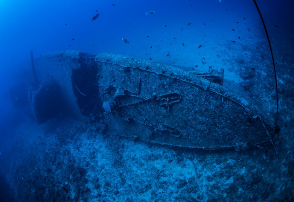 USS EMMONS(エモンズ)の全景・船首